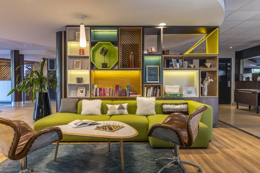 Holiday Inn Toulouse Airport by IHG - Lobby