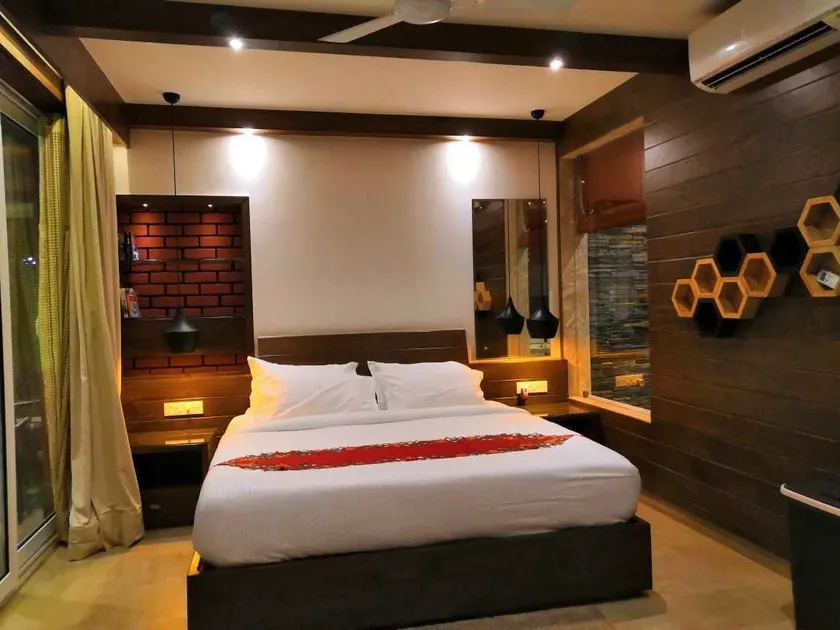 Shivers Oasis Luxury Boutique Resort - Image 1