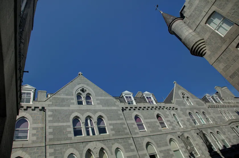 Carmelite Hotel - Image 1