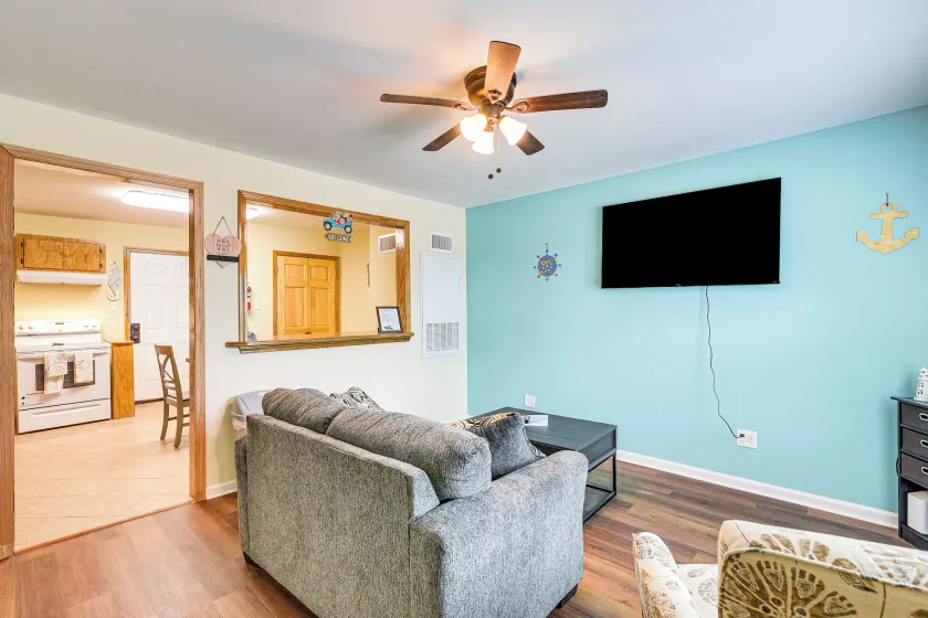 1 Mi to Pleasure Pier! Charming Galveston Retreat - Image 1