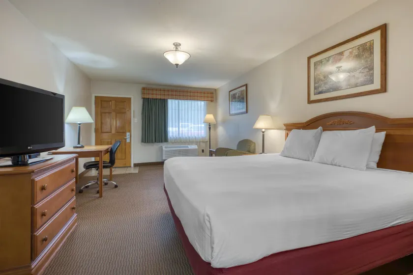 SureStay Hotel by Best Western Leesville - Image 1