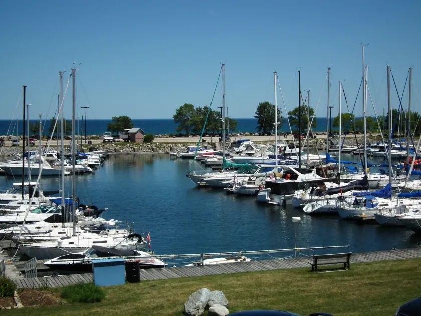 Royal Harbour Resort - Image 1