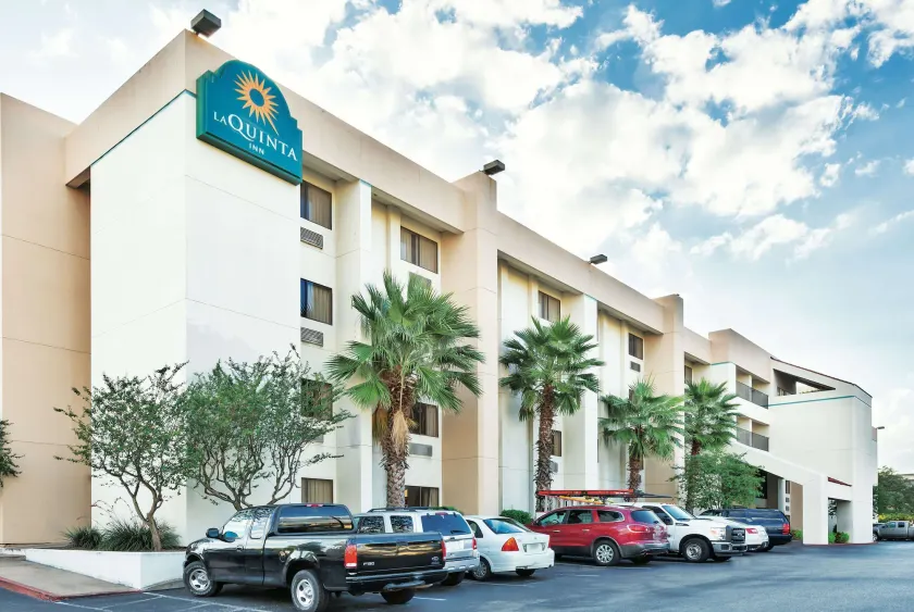 La Quinta Inn by Wyndham Austin North - Image 1