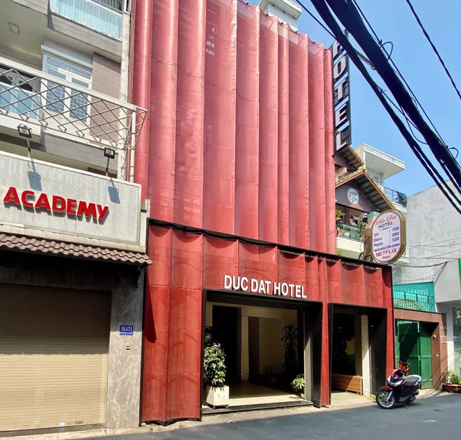 Duc Dat Hotel - Image 1