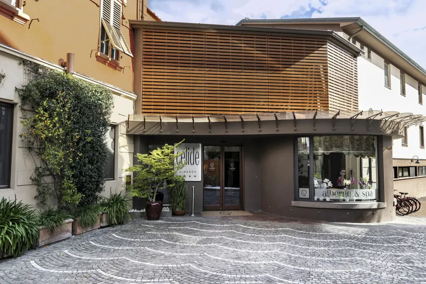 Albergo Celide - Image 1