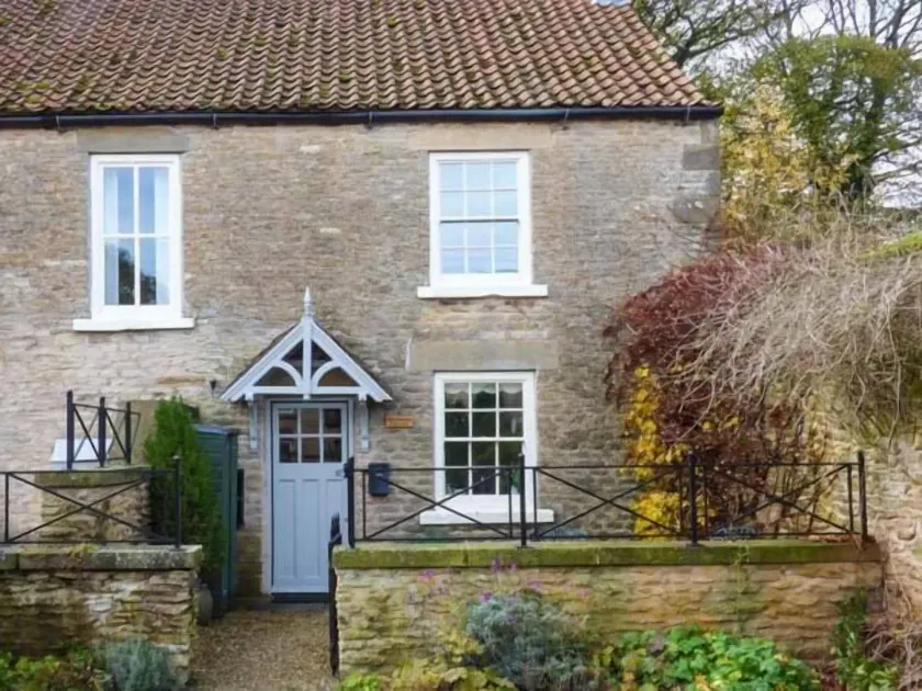 Woodside Cottage - Image 1