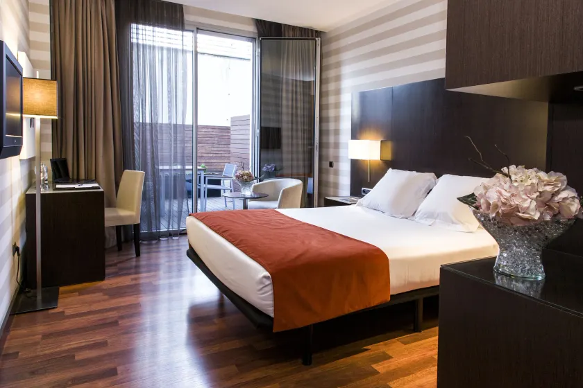 Hotel Zenit Pamplona - Image 1