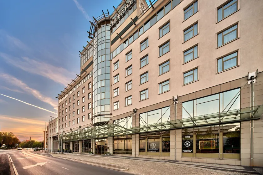 Sheraton Poznan Hotel - Image 1
