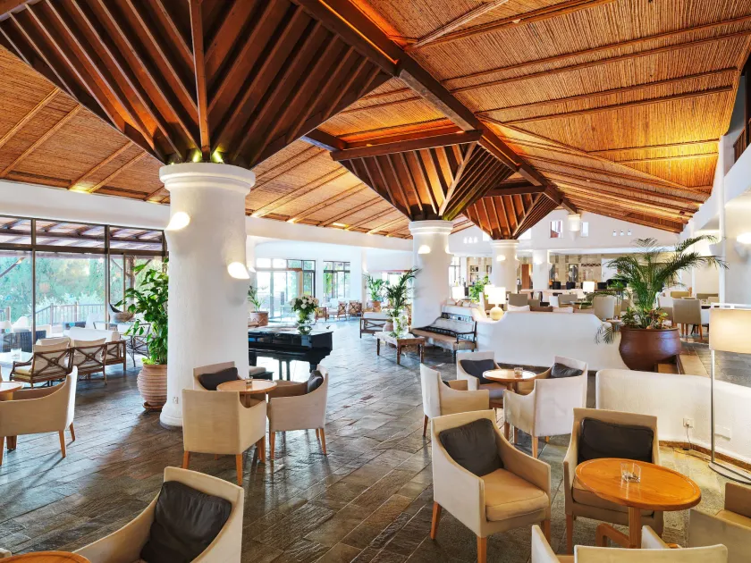 Coral Beach Hotel & Resort Cyprus - Lobby