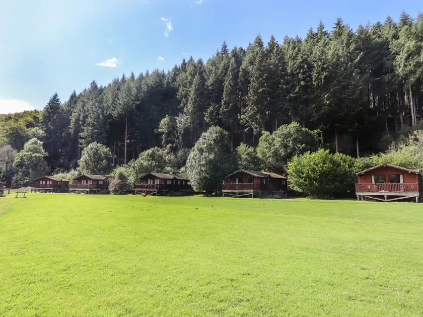 Dartmoor Retreat Lodge - Image 1