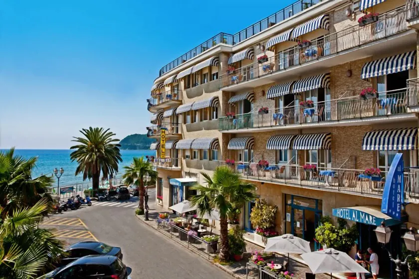 Hotel Nuovo Al Mare - Image 1