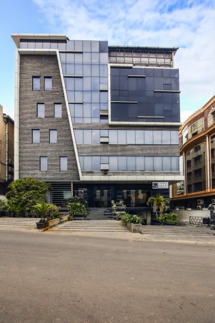 Ebony Boutique Hotel - Image 1