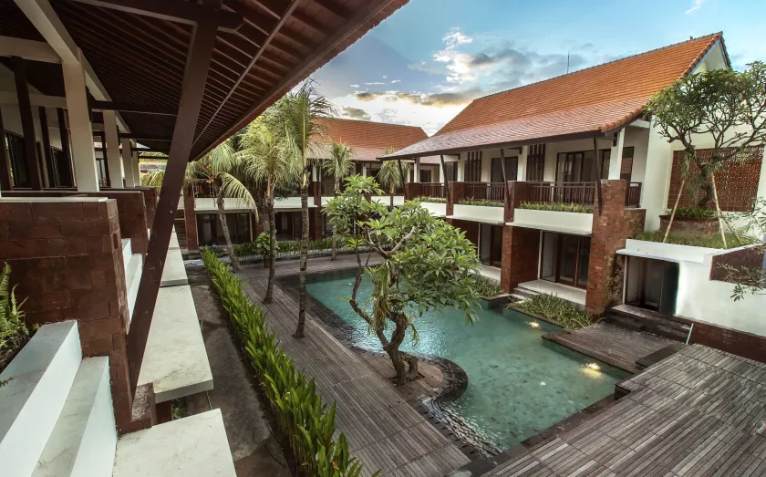 Arena Living - Image 1