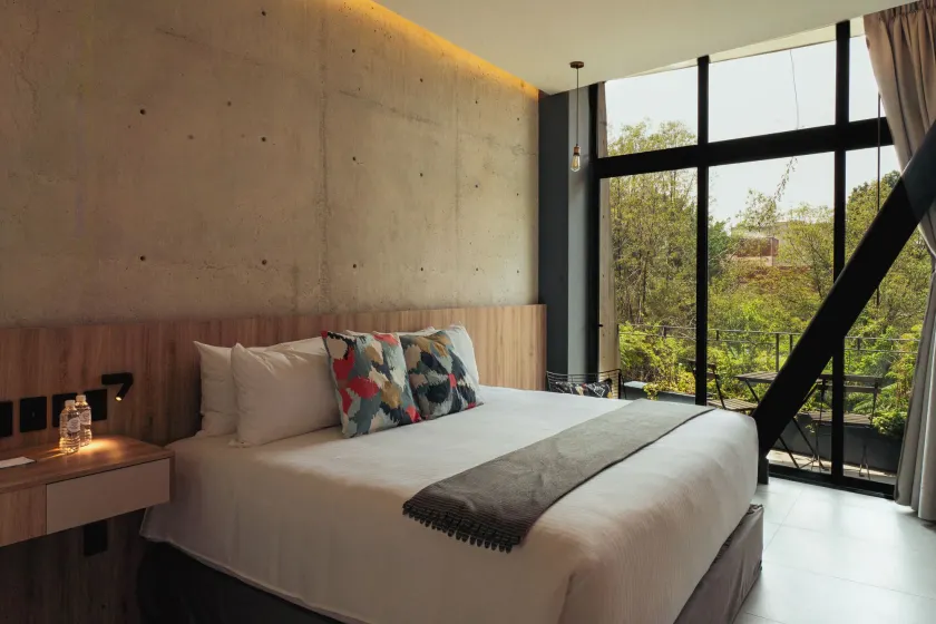 Street Art Hotel Roma - Image 1