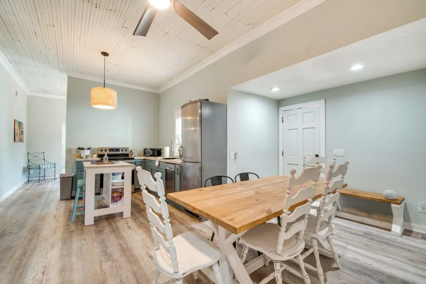 Walk to River & Shops: Downtown Dunnellon Escape - Interiør