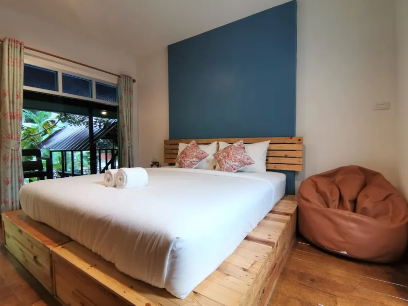 Nua Tone Resort Bang Tao & Cafe - Image 1