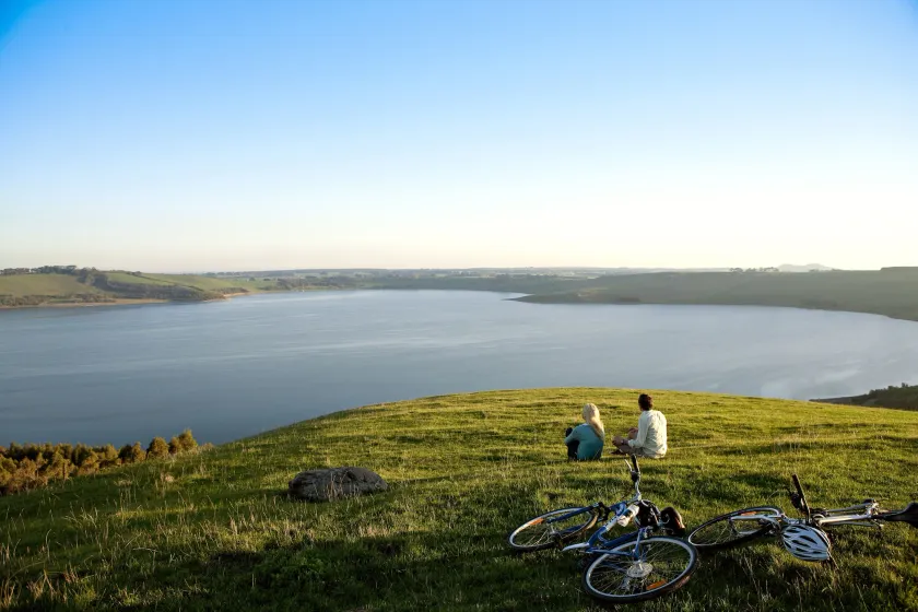 Lakes and Craters Holiday Park - Image 1