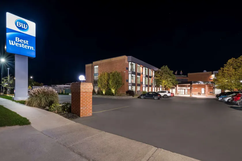 Best Western Belleville - Image 1