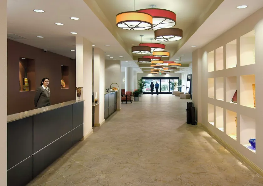 Crowne Plaza Ventura Beach by IHG - Lobby