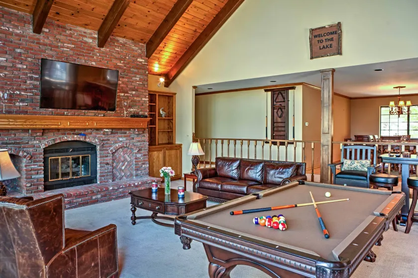 Lake Arrowhead House w/ Lake Views & Wet Bar! - Image 1