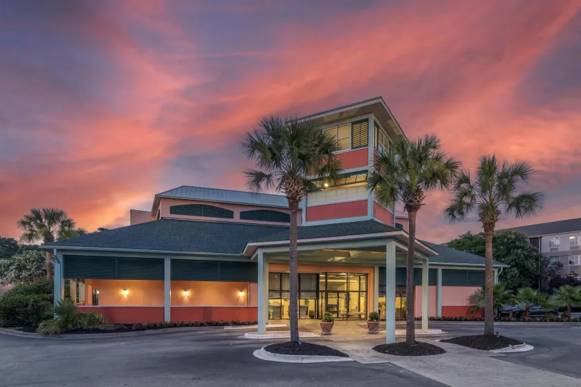 Best Western Charleston Inn - Image 1