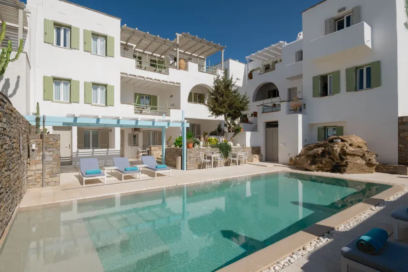 Anthos Apartments - Image 1