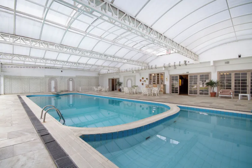 Hotel Chateau - Image 1