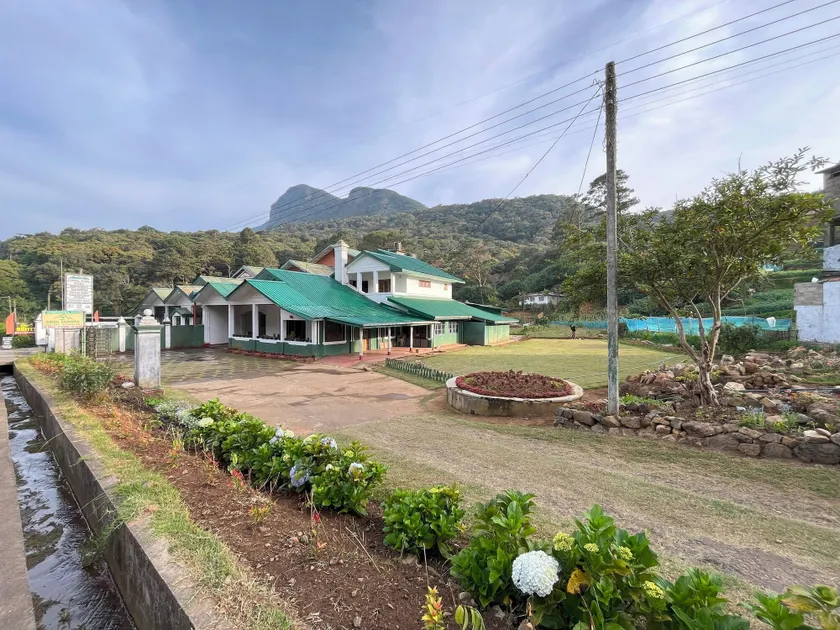 The Green Savanna Holiday Bungalow Nuwara Eliya - Image 1