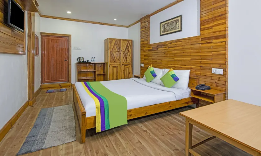 Treebo Omega Stay Inn - Image 1