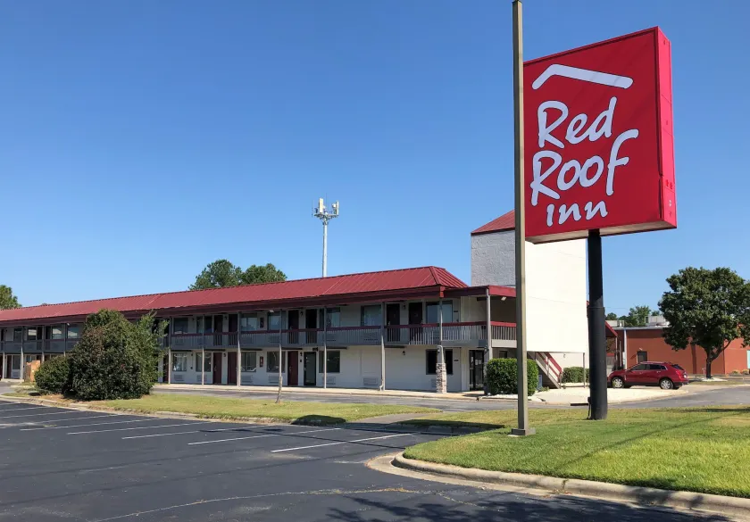 Red Roof Inn Greenville, NC - Image 1