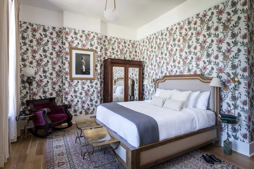 National Exchange Hotel - Image 1
