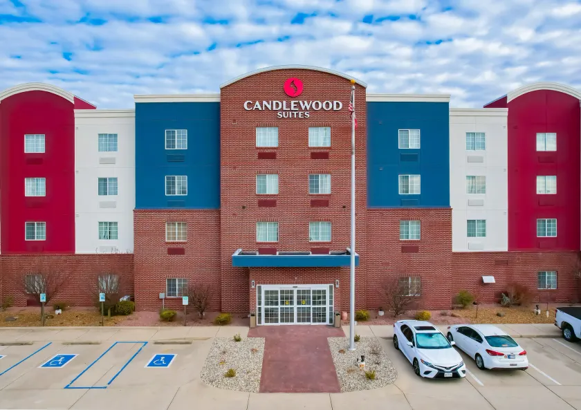 Candlewood Suites Lafayette by IHG - Image 1