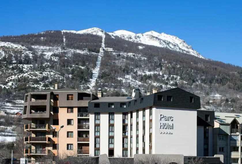 SOWELL HÔTELS Le Parc & SPA - Chambre Double Supérieure - Image 1