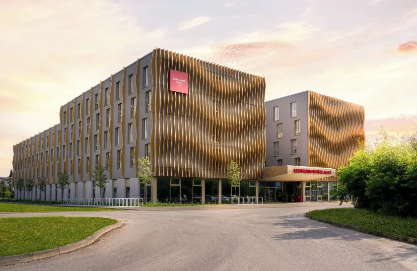 Leonardo Royal Hotel Cologne Bonn Airport - Image 1