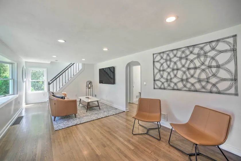Artsy Upstate Getaway w/ Huge Private Yard! - Image 1