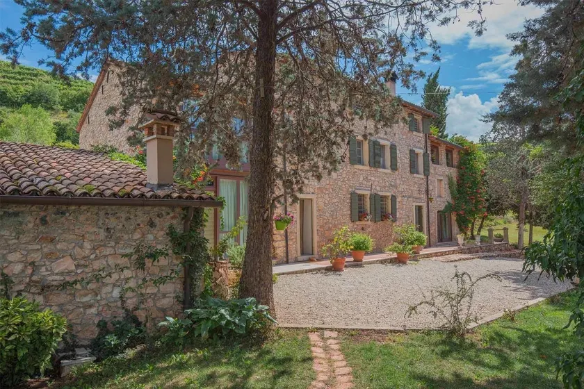 Antica Corte - Image 1