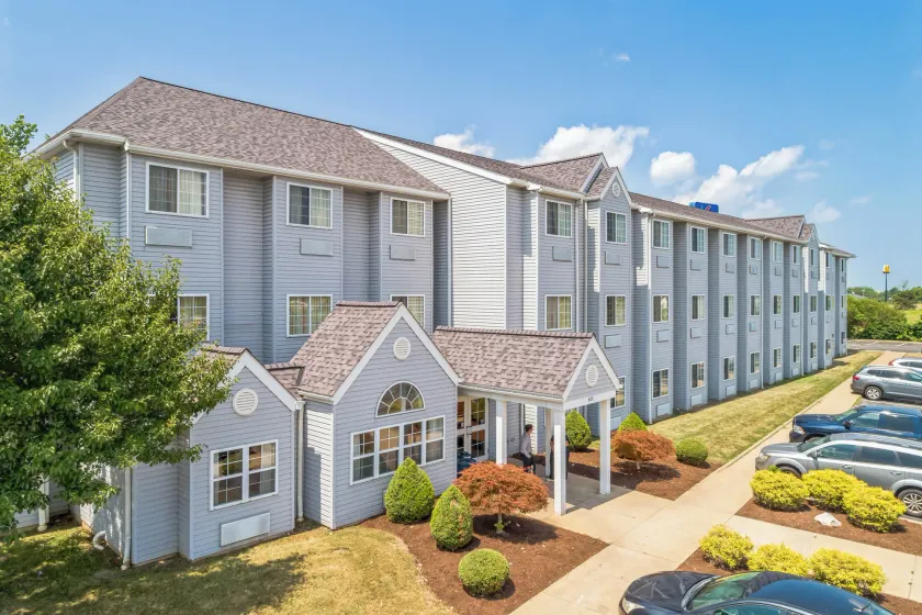 Motel 6-Huron, OH - Sandusky - Image 1