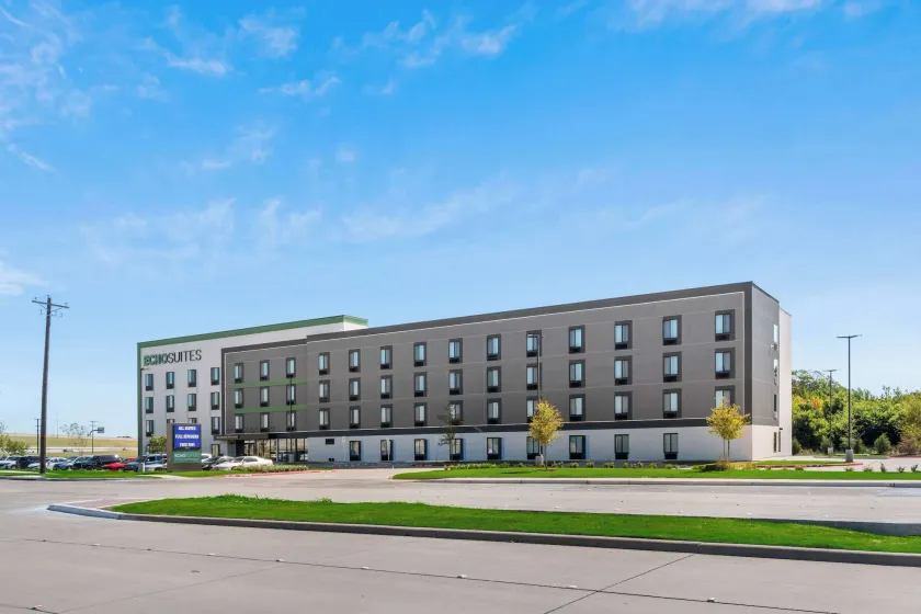 ECHO Suites Extended Stay by Wyndham Dallas Plano - Frisco - Image 1