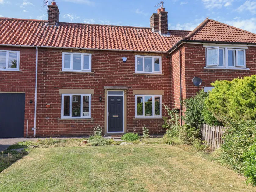Helmsley Cottage - Image 1