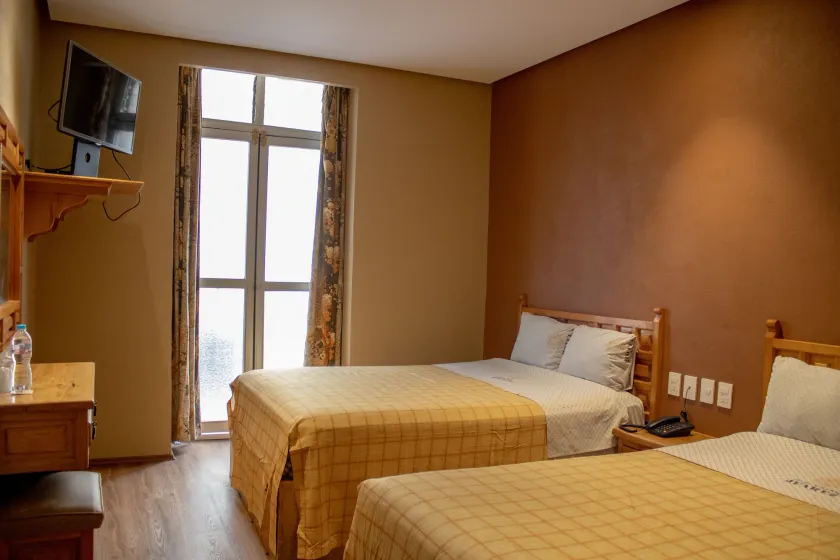 Hotel Juarez - Image 1