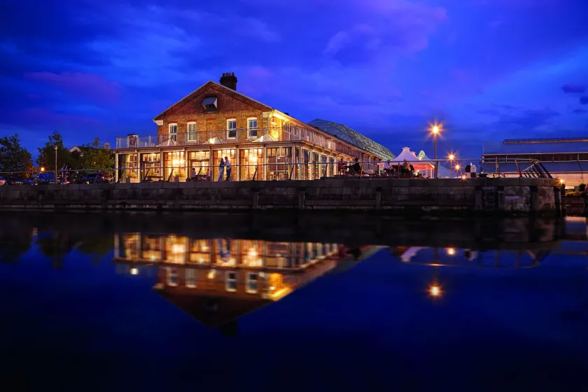 The Ship & Trades - Image 1