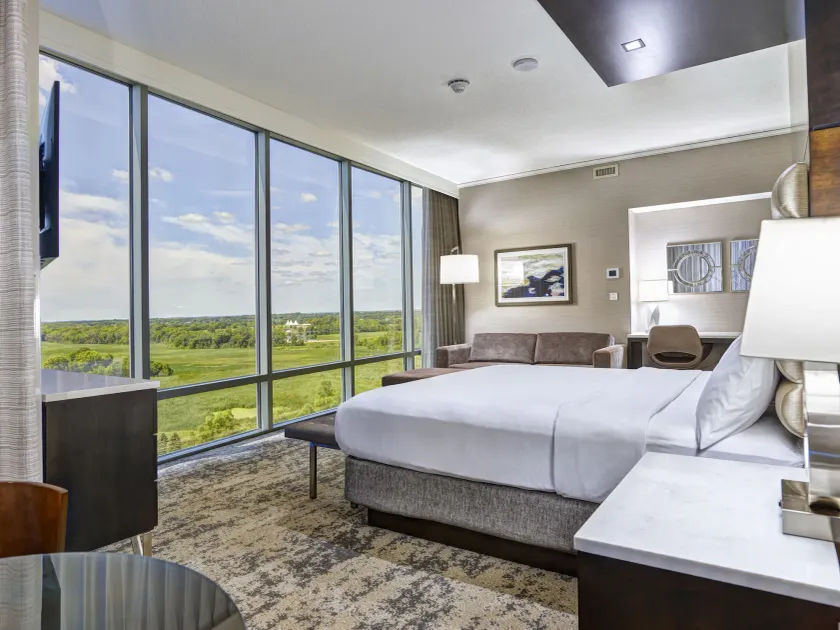 Mystic Lake Casino Hotel - Image 1