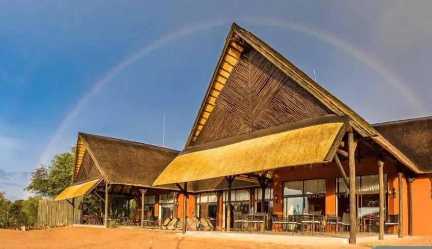 Hobatere lodge - Image 1