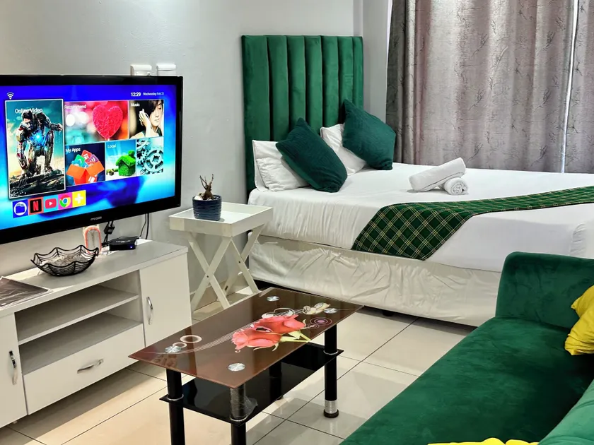 Mowetu Guest House - Room