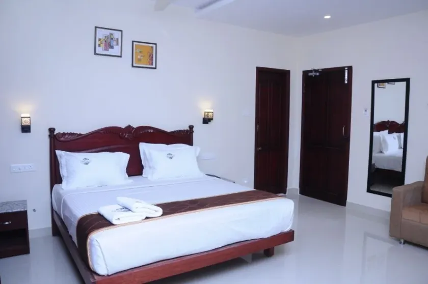 Hotel Ocean Heritage - Image 1