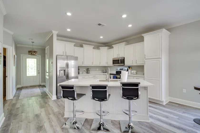 Pet-Friendly Vacation Rental in Biloxi Near Beach! - Interior