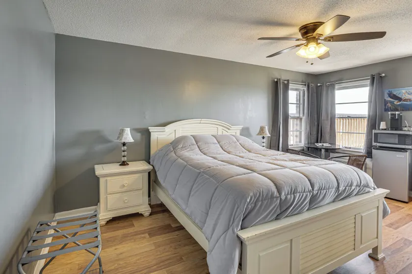 Unit 5: Prime Location, Lake of the Ozarks Apt! - Image 1