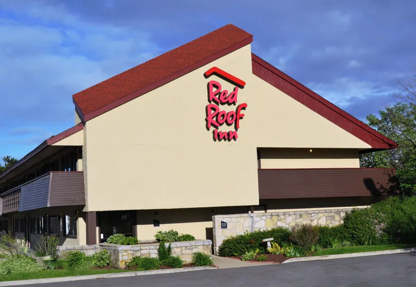 Red Roof Inn Merrillville - Image 1