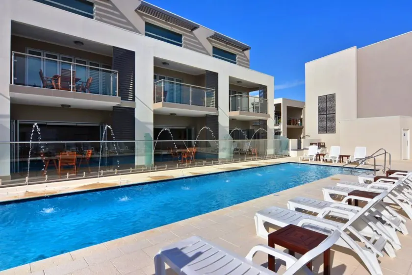 Bunbury Seaview Apartments - Image 1