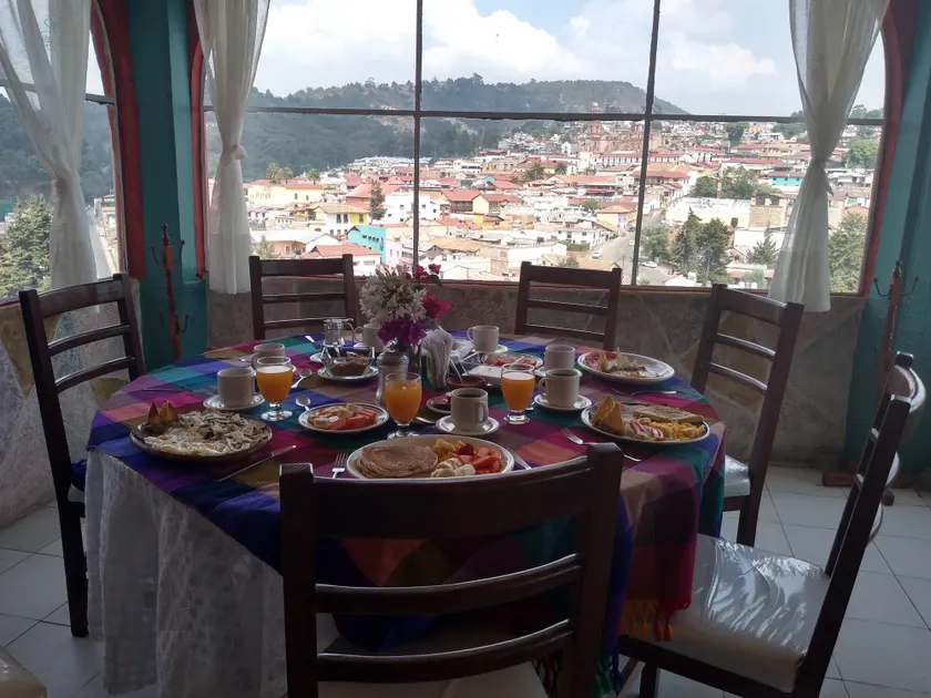 Hotel and Restaurant Los Arcos - Image 1